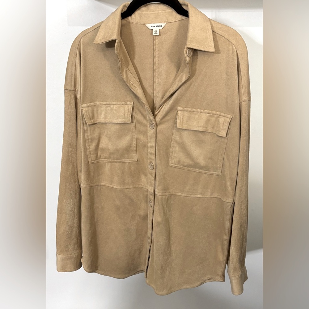 Max Studio Beige Brown Long Stretch Button Down Shirt Jacket Khaki Faux Suede S
